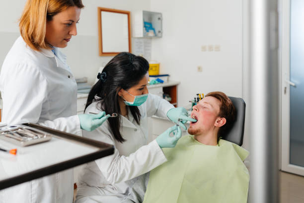 Best Emergency Treatment for Oral Infections in Wild Peach Village, TX